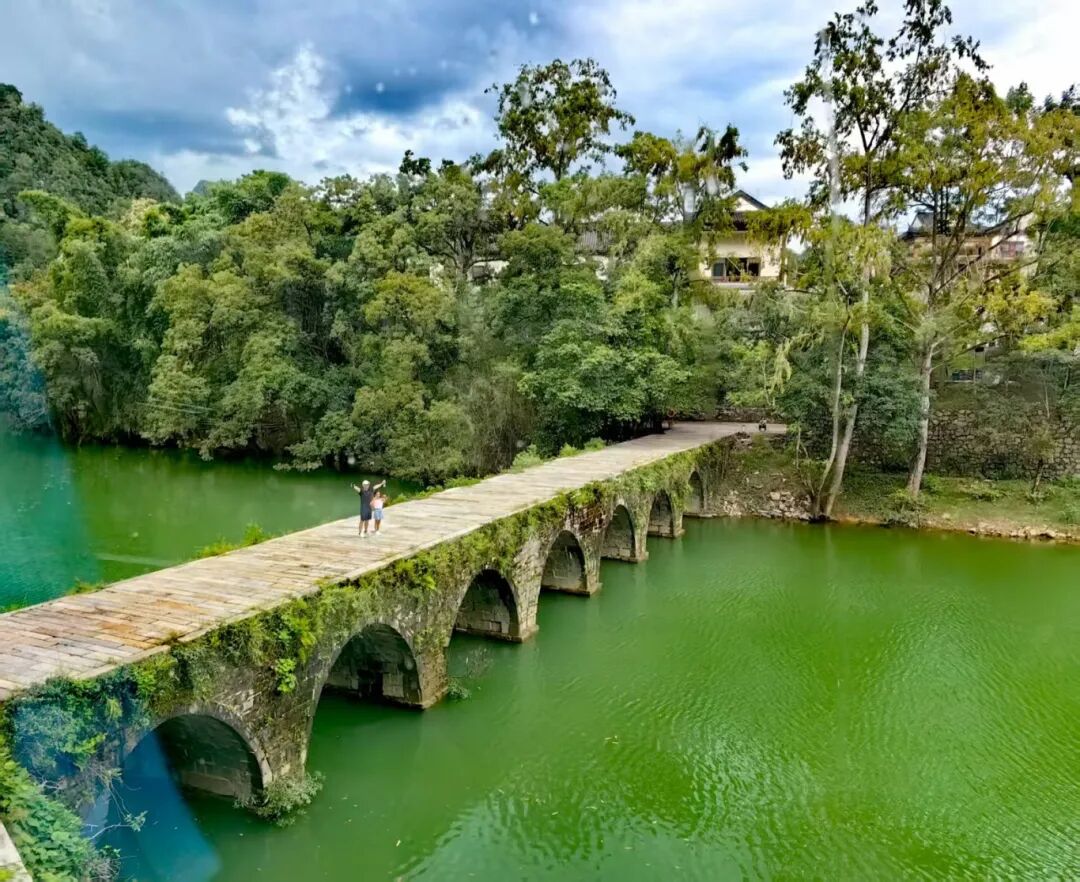 1758252457134000.jpg 微信圖片_20250919112336.jpg